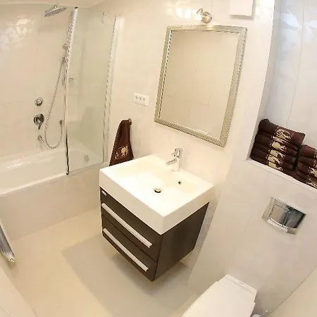 Lili Hotel 4*