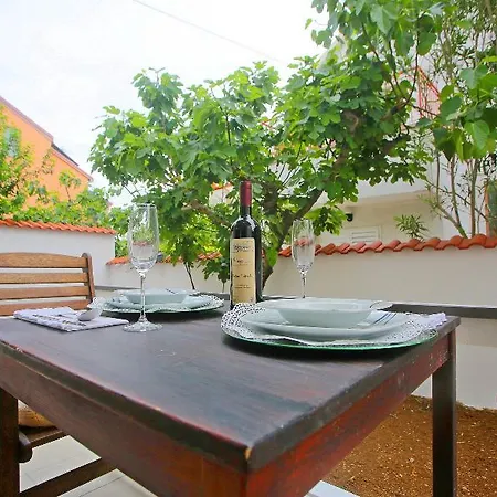 Hotel Lili Novalja